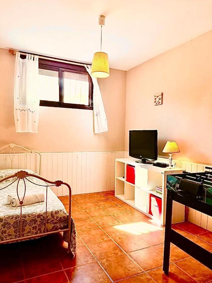 פריחיליאנה Los Ninos Villa/Country House מראה חיצוני תמונה